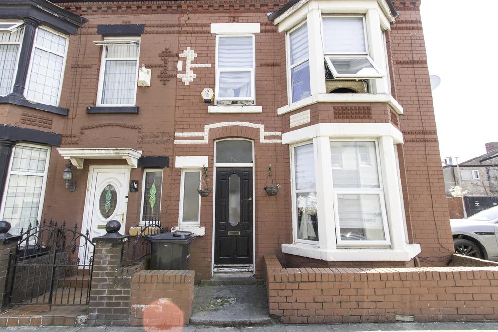 3 bedroom end of terrace house for sale