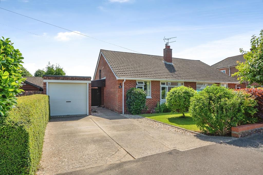 2 bedroom bungalow for sale