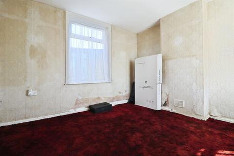 3 bedroom semi-detached house for sale, College Road, Barry