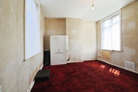 3 bedroom semi-detached house for sale, College Road, Barry