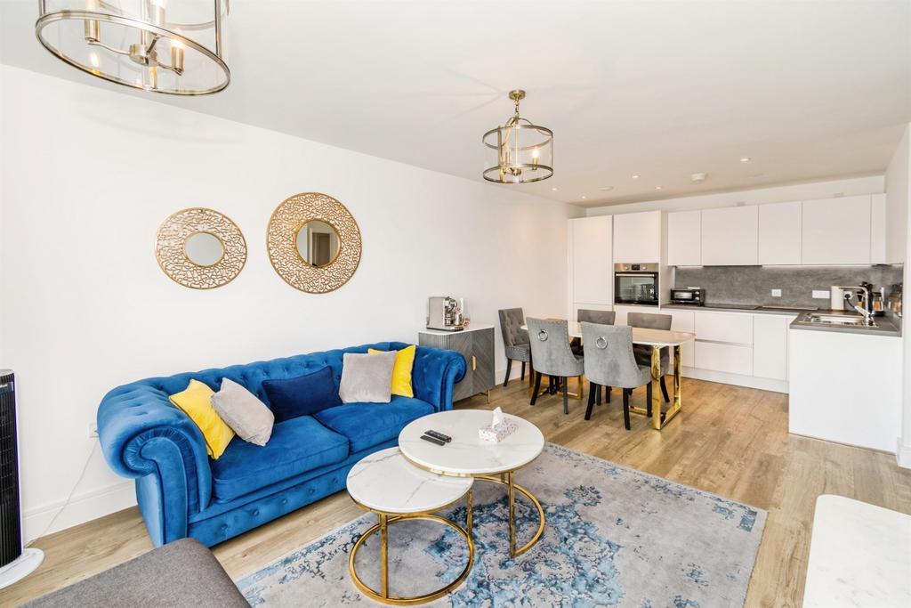 Apartment in Southampton - View 2