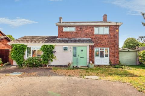 4 bedroom detached house for sale, Guntons Road, Newborough, Peterborough
