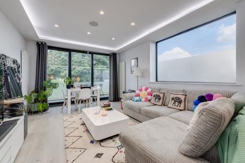 2 bedroom apartment for sale, Lordship Lane, East Dulwich, SE22