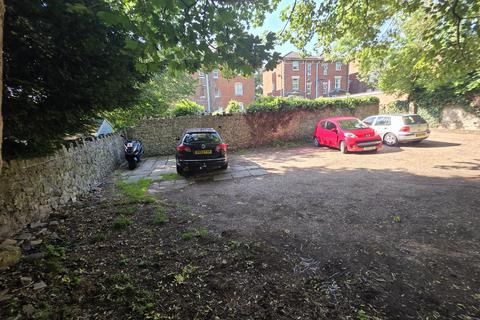 Studio to rent, Buckland Hill, Maidstone ME16