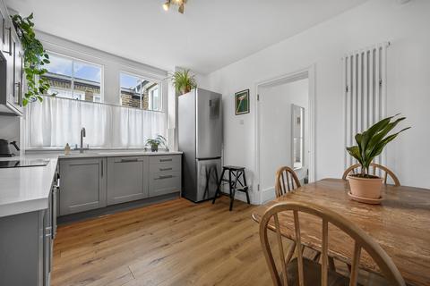 2 bedroom apartment for sale, Oglander Road, London, London, SE15
