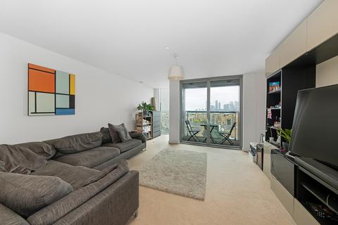 3 bedroom apartment for sale, Cavatina Point, Creekside, London, SE8
