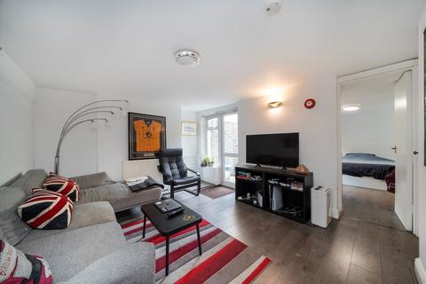 1 bedroom flat to rent, Lauriston Road, London E9