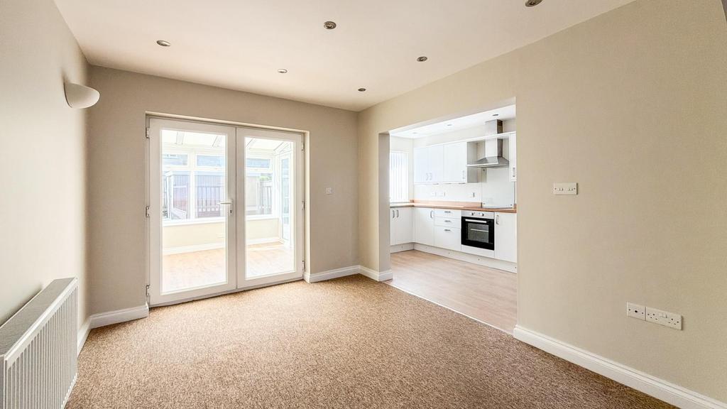 3 bedroom terraced house to rent