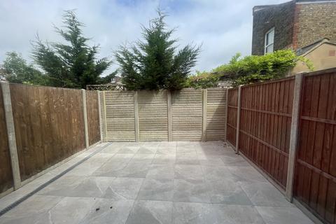 undefined, Halons Road, London, SE9