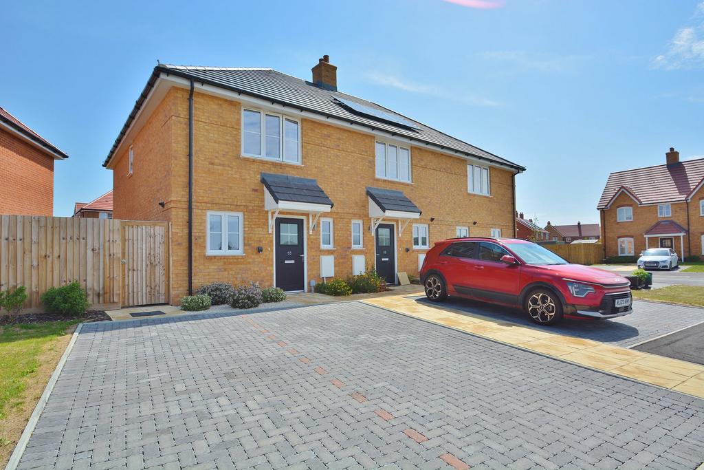 2 bedroom end of terrace house for sale