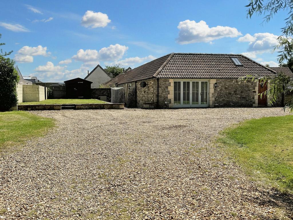 2 bedroom barn conversion to rent