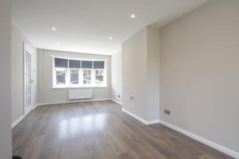 3 bedroom semi-detached house to rent, WELLING DA16