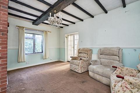 3 bedroom bungalow for sale, Walsall Road, Aldridge, West Midlands, WS9
