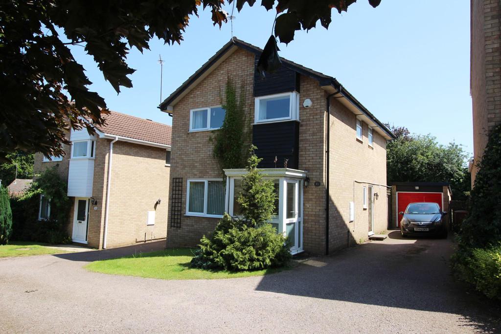 4 bedroom detached house to rent