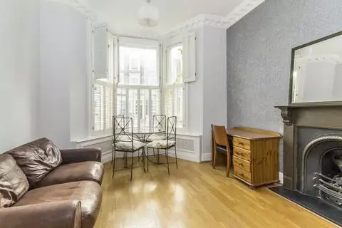 2 bedroom flat to rent – pohled 2