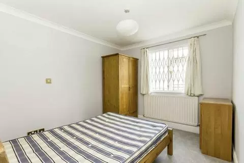 2 bedroom flat to rent – pohled 3