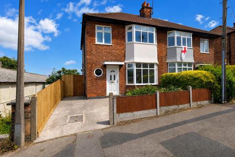 3 bedroom house to rent, George Road, Nottingham NG4