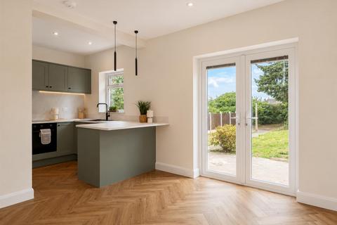 3 bedroom house to rent, George Road, Nottingham NG4