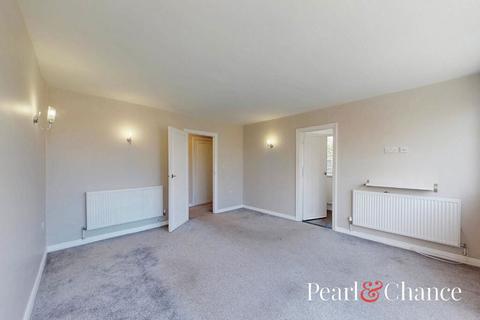 undefined, Dunraven Drive, Enfield, EN2 8LH