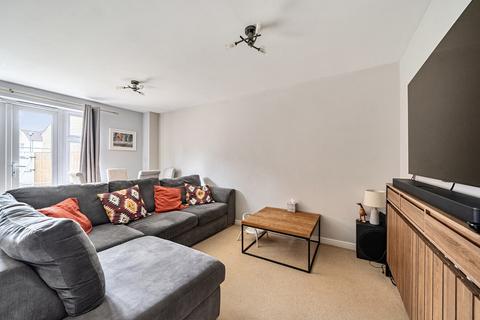 3 bedroom semi-detached house for sale, Milbury Walk, Haydon Wick, Swindon