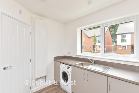 3 bedroom semi-detached house for sale, Beachhead Grove, Worthing, West Sussex