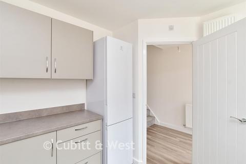 3 bedroom semi-detached house for sale, Beachhead Grove, Worthing, West Sussex