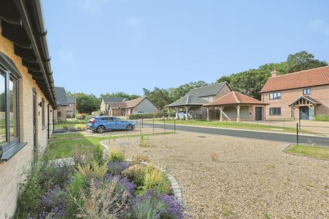 2 bedroom semi-detached bungalow for sale, Shrubland Drive, Beetley, Dereham