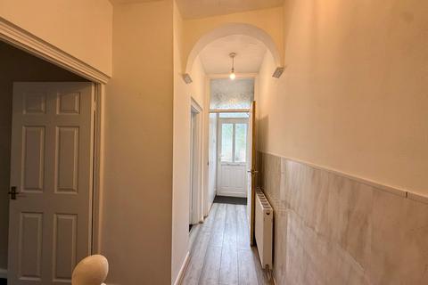 3 bedroom terraced house to rent, Commercial Street, Abergwynfi, Port Talbot, SA13