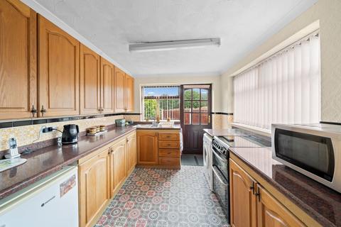 4 bedroom semi-detached bungalow for sale, Windsor Road, Ashton-In-Makerfield, WN4