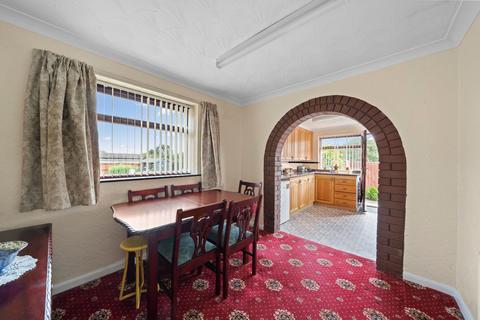 4 bedroom semi-detached bungalow for sale, Windsor Road, Ashton-In-Makerfield, WN4
