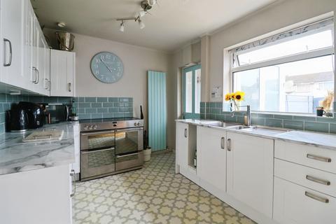 4 bedroom semi-detached house for sale, Pembroke Close, Dinas Powys