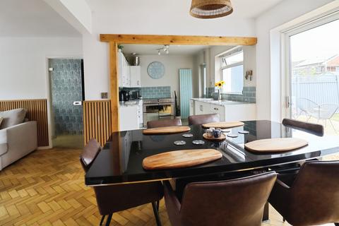 4 bedroom semi-detached house for sale, Pembroke Close, Dinas Powys