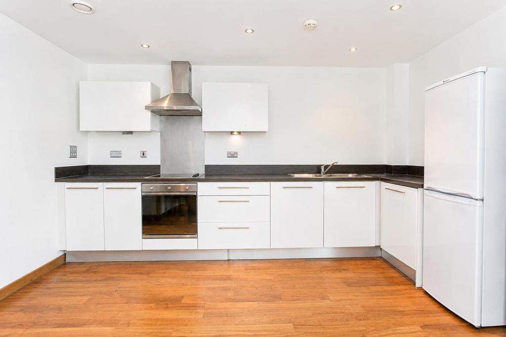 Apartment in Leeds, Little Woodhouse, Woodhouse - View 3