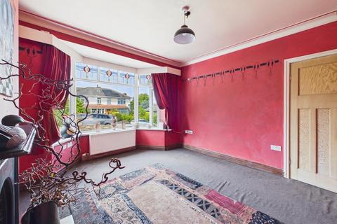 3 bedroom semi-detached house for sale, Ghyll Wood Drive, Bingley