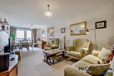 2 bedroom apartment for sale, Meadowsweet Place, Spa Road, Melksham, SN12 7GW