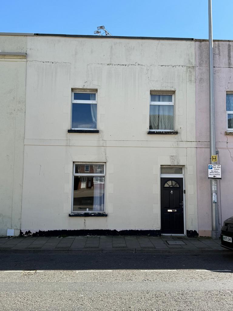 1 bedroom in a house share to rent