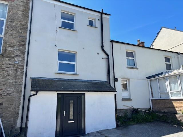 3 bedroom terraced house to rent