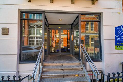 Studio for sale, York Place, Leeds LS1