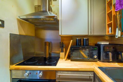 Studio for sale, York Place, Leeds LS1