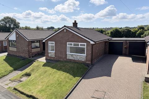 2 bedroom detached bungalow for sale, Oak Tree Crescent, Stalybridge, SK15 2HQ