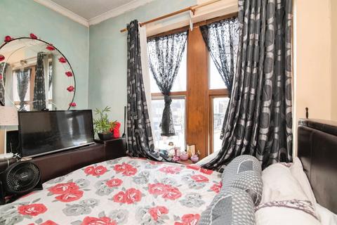 1 bedroom flat for sale, Lichfield Street, Bilston