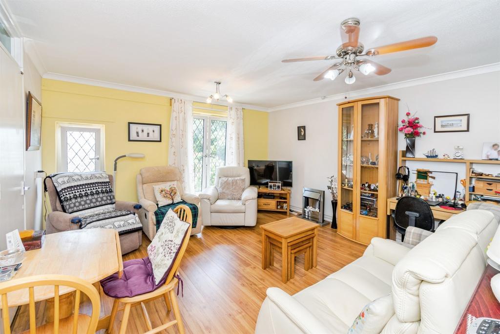 Odiham Close, Southampton - View 4