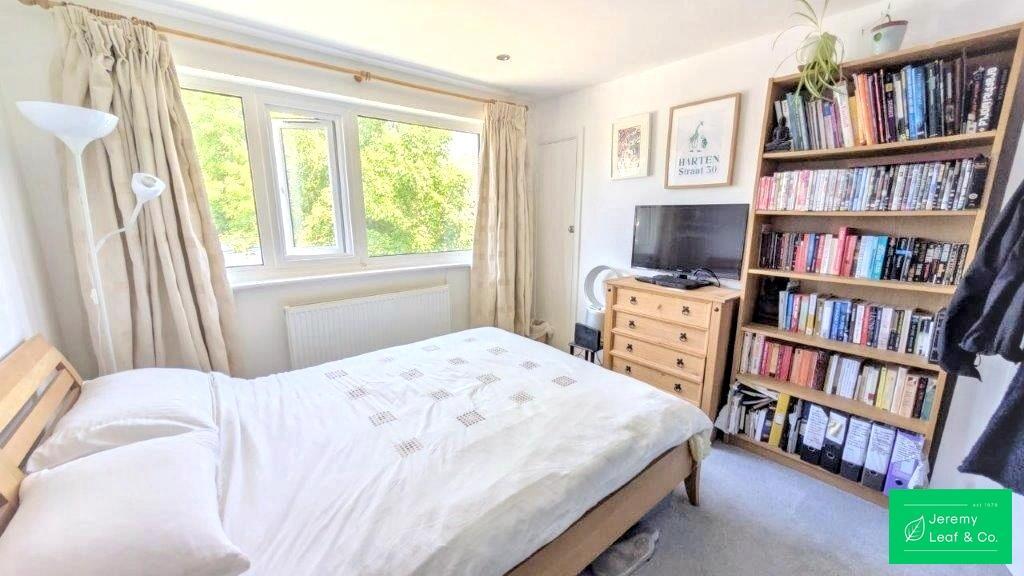 Apartment in London, London Borough of Barnet - More