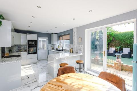 4 bedroom detached house for sale, Windsor Road, Ashton-In-Makerfield, WN4