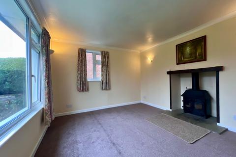 3 bedroom bungalow to rent, Broadheath Common, Worcester, WR2