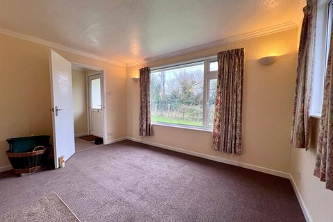 3 bedroom bungalow to rent, Broadheath Common, Worcester, WR2