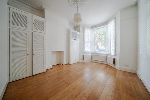 3 bedroom terraced house for sale, Wilton Avenue, Chiswick, London, W4
