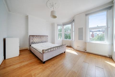 3 bedroom terraced house for sale, Wilton Avenue, Chiswick, London, W4