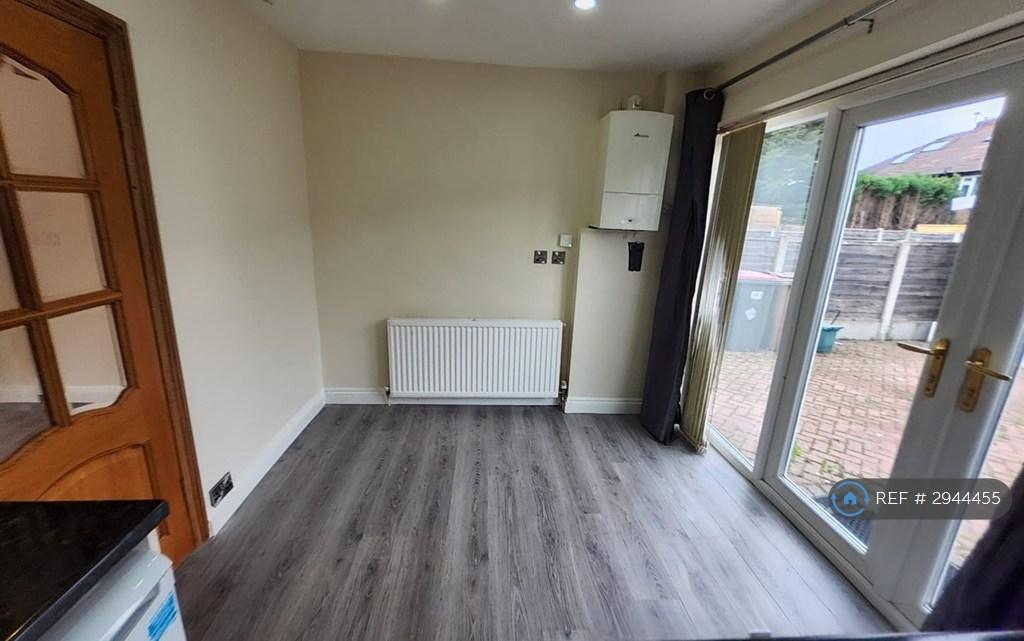 Deepdale Drive, Manchester, M27 - View 6