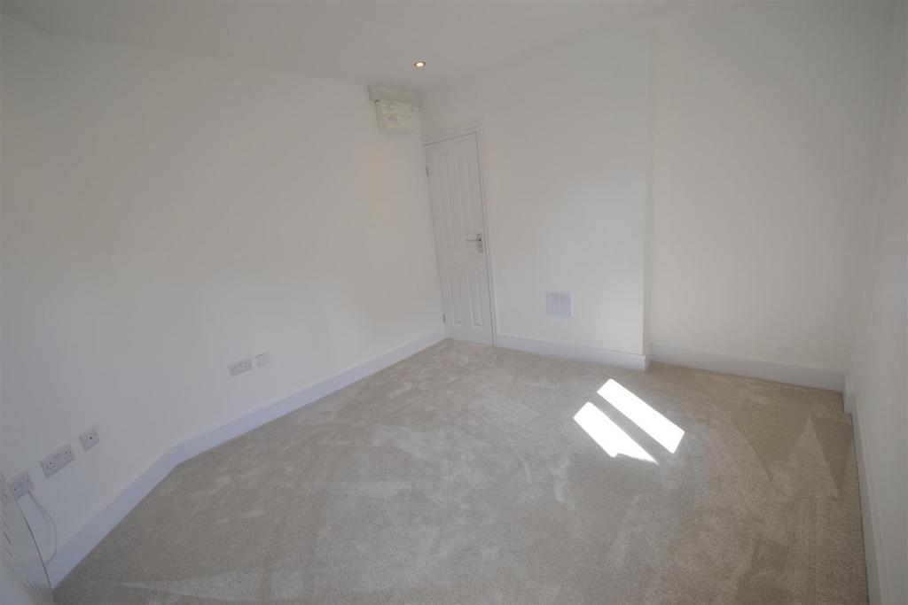 Apartment in Brighton, Brunswick - View 4